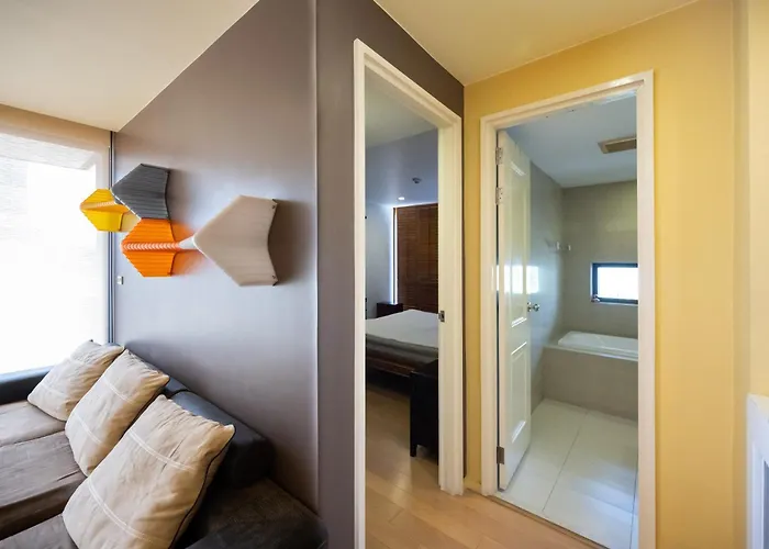 Beautiful 1 Bed With Huge Lumpini Park View Lejlighed *
